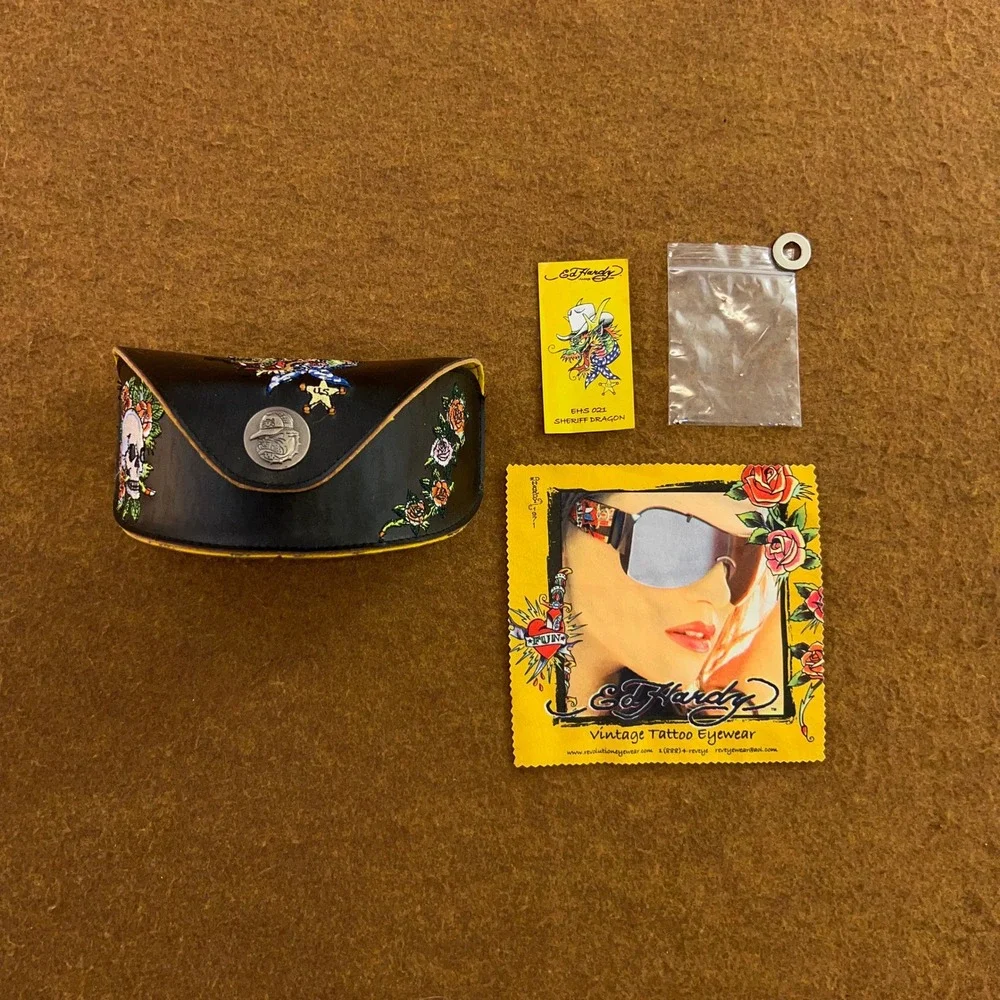 Ed Hardy Unisex OS Black Sheriff Dragon Embroidered Eyewear Sunglasses Case